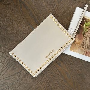 NWT Authentic Michael Kors Wristlet/Clutch